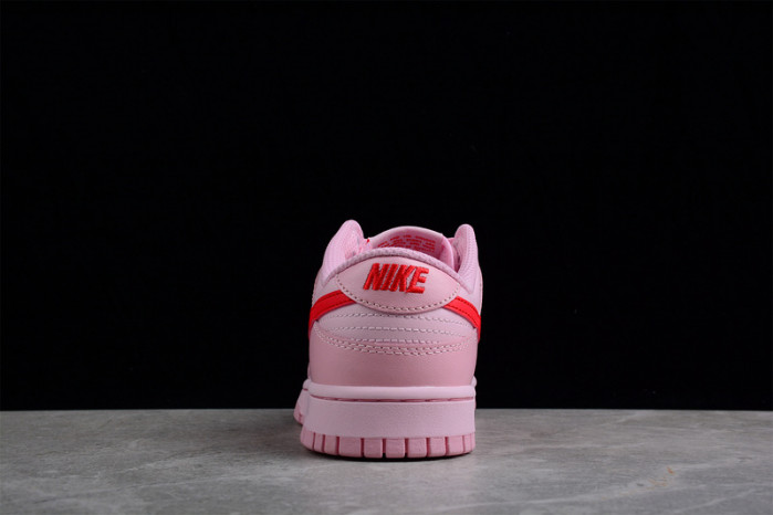 nike dunk low “triple pink” gs dh9765-600