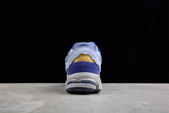 new balance 2002r