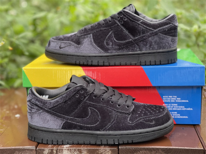 dover street market x dunk low
