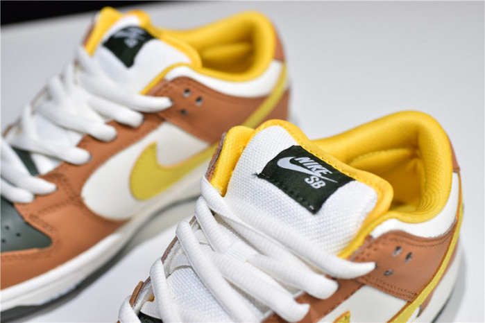 nike dunk sb low vapour mineral yellow - 304292-271