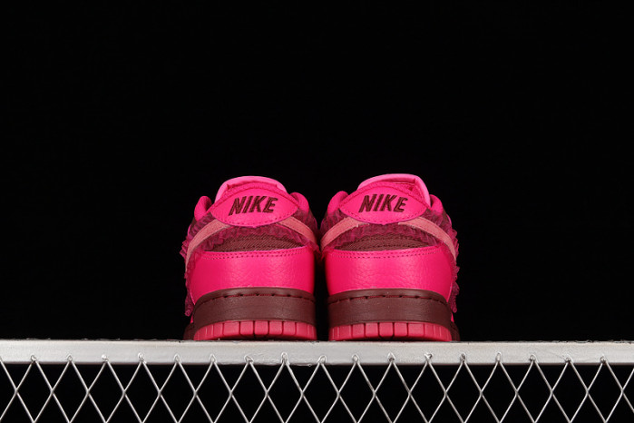 nike dunk low valentine