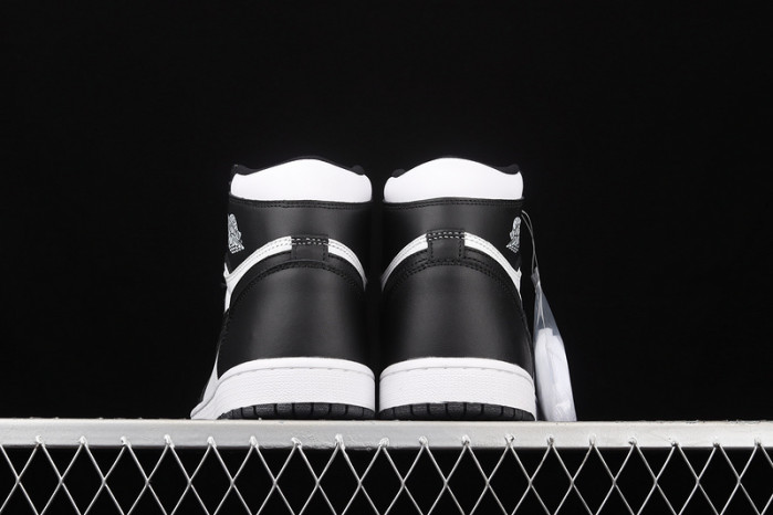 air jordan 1 retro black white (2014) 555088-010