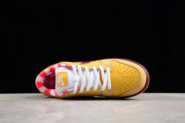 nike sb dunk low yellow lobster men