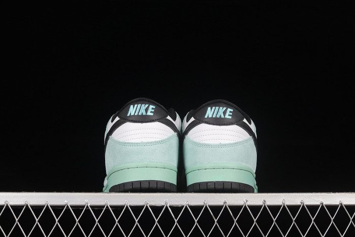 nike dunk sb low sea crystal - 819674-301