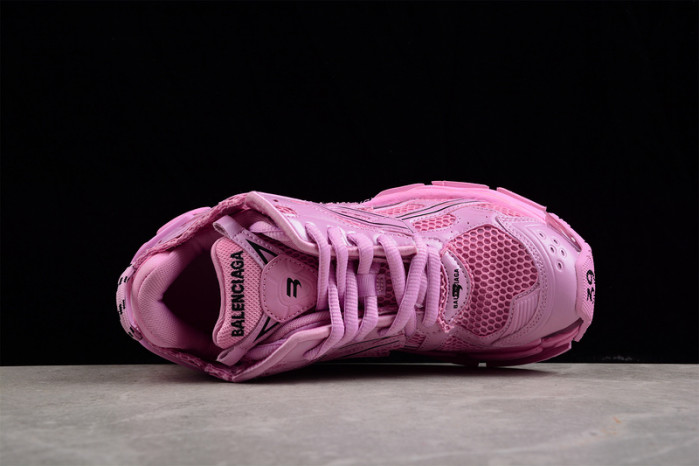 blcg runner sneaker in pink mesh and nylon vk582-022