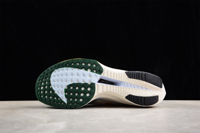 nike zoomx vaporfly next% 3