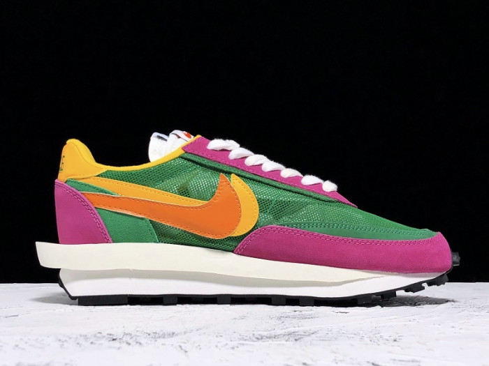 nike ld waffle sacai pine green bv0073-301