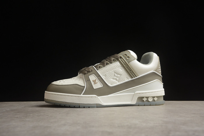 1v sneakers 1v0425-006