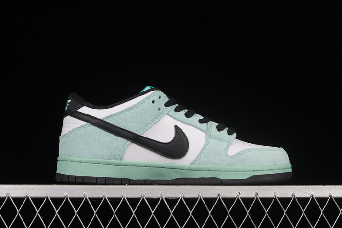 nike dunk sb low sea crystal - 819674-301