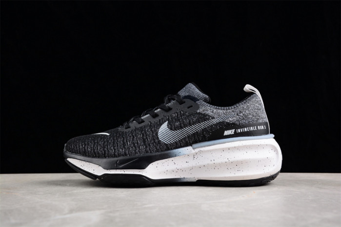nike zoomx invincible run flyknit 3 ''oreo'' dr2615-002