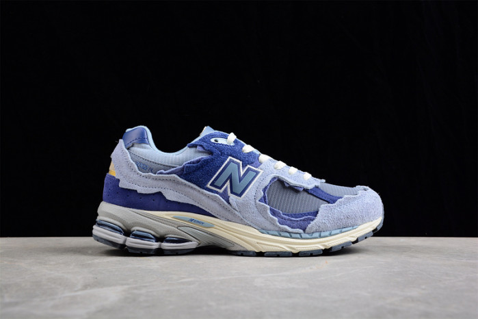 new balance 2002r