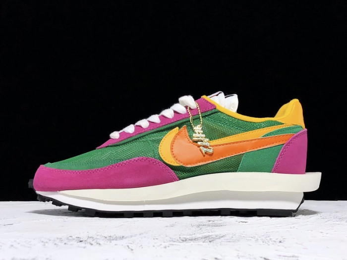 nike ld waffle sacai pine green bv0073-301