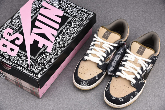 travis scott x dunk low premium qs sb