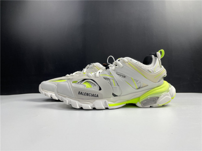 blcg track trainer white yellow 542436 w3nu2 7660 blcg track trainer white yellow 542436 w3nu2 7660