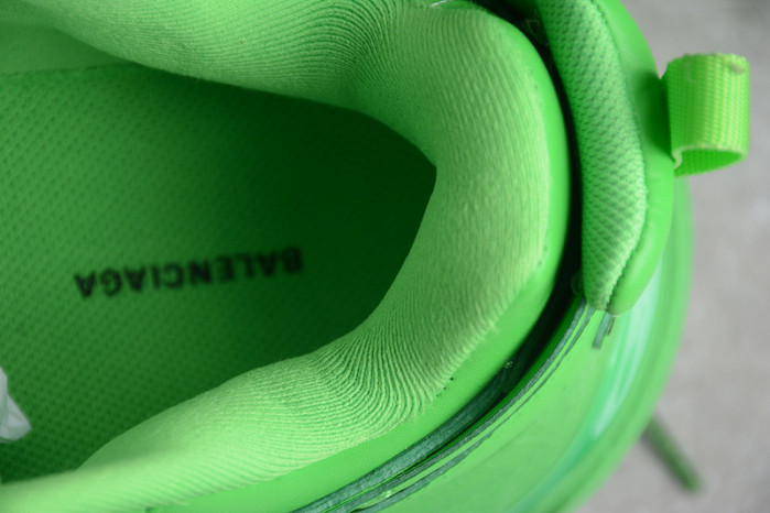 blcg track trainer green w2lb1 3951