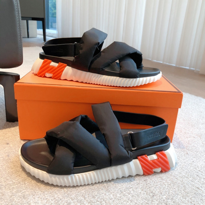 he*mes slide cu526-2068