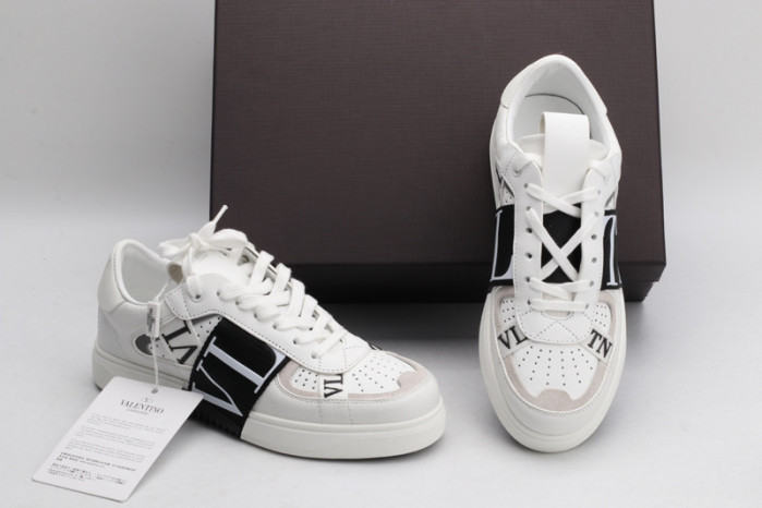 v*lentino sneakers