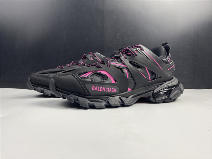 blcg track trainer black and pink 542023 w2la1 2046 blcg track trainer black and pink 542023 w2la1 2046