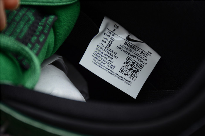 nike sb dunk low celadon bq6817-302