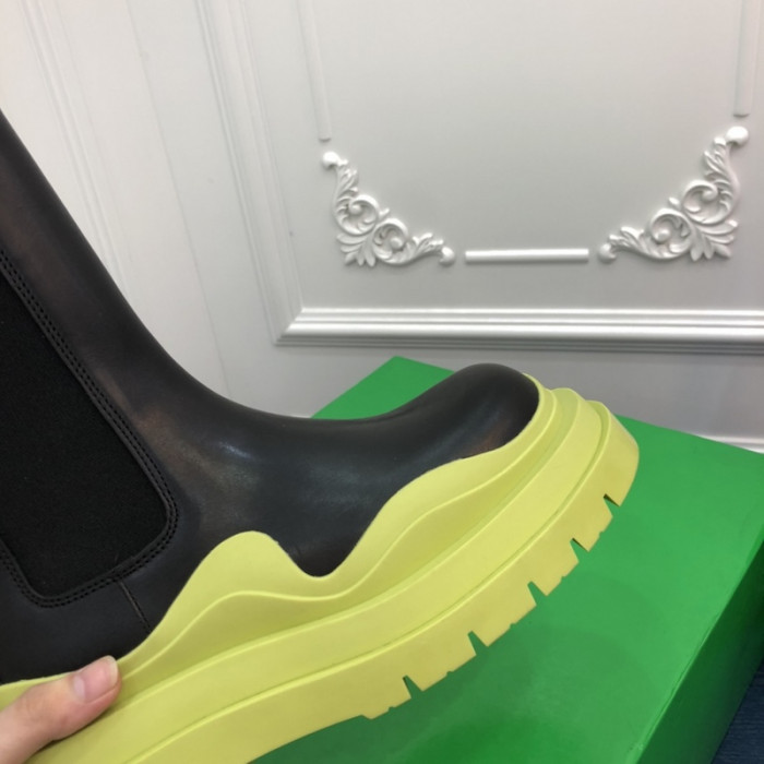 Bo*te*ga ve*ne*ta boots