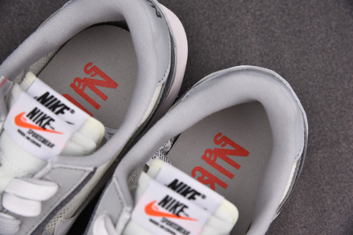 nike ld waffle sacai summit white bv0073-100