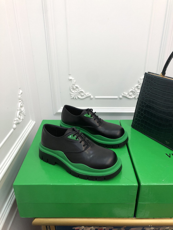 Bo*te*ga ve*ne*ta sneaker