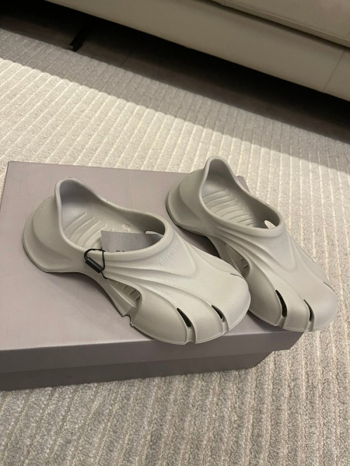 blcg mold closed rubber sandals bl56210