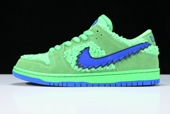 grateful dead x nike sb dunk low “green bear” cj5378-300 grateful dead x nike sb dunk low “green bear” cj5378-300