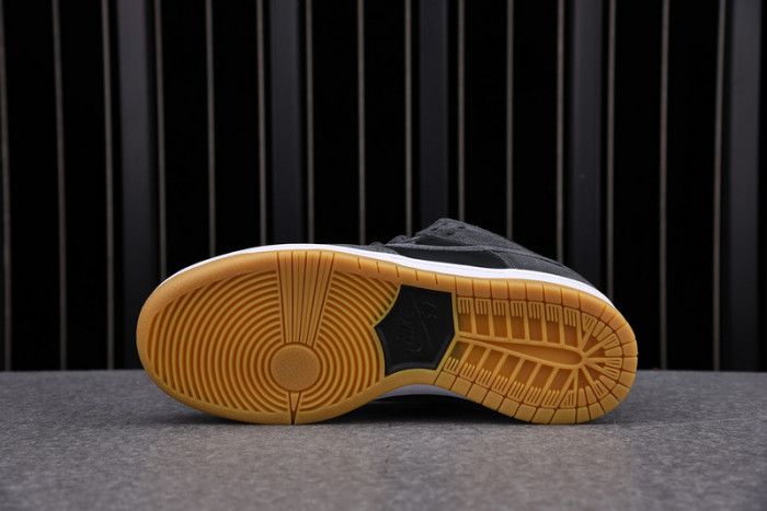 nike sb dunk low dark grey black gum ar0778-001