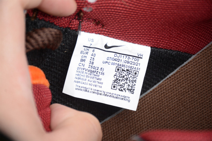 nike dunk social status x mid