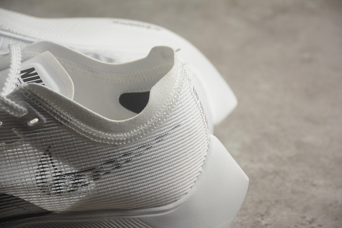 nike zoomx vaporfly next% 2 