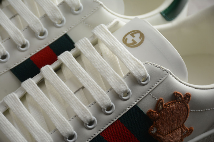 G*u*i low-top sneaker g896-096