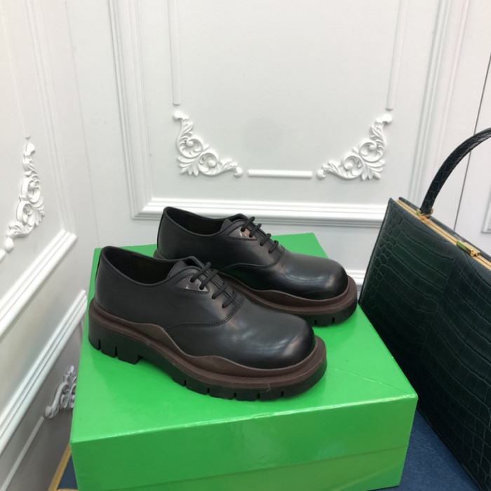 Bo*te*ga ve*ne*ta sneaker