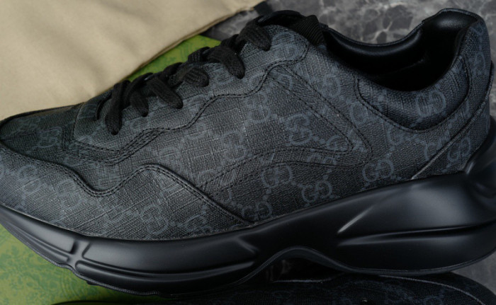 G*u*i trainer sneaker gu008