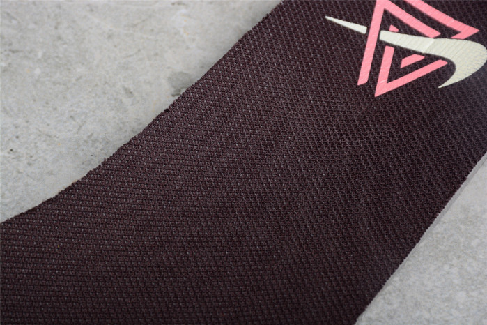 nike dunk mid social status x