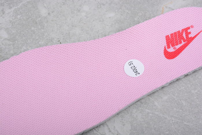 nike dunk low “triple pink” gs dh9765-600