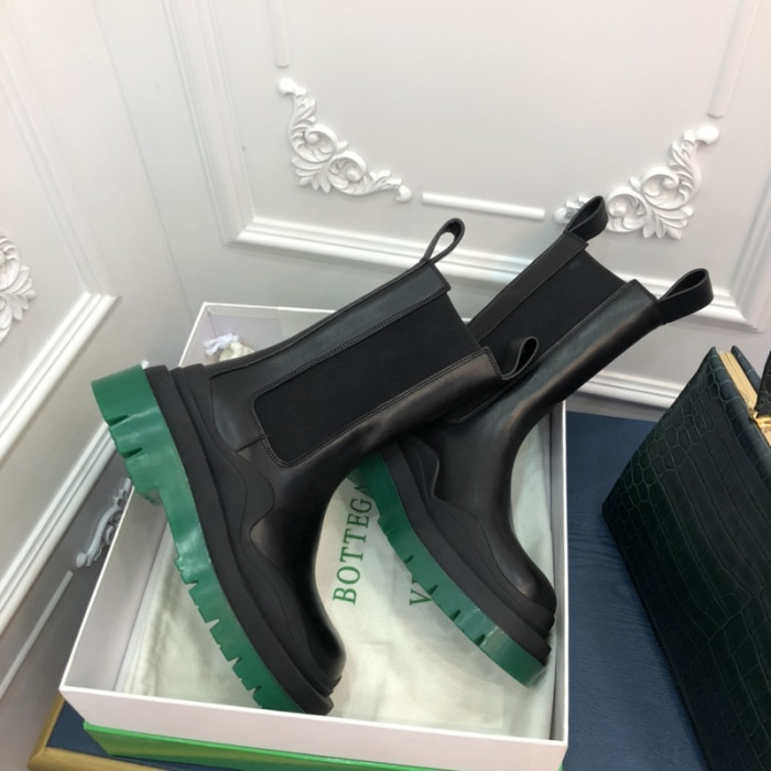 Bo*te*ga ve*ne*ta boots