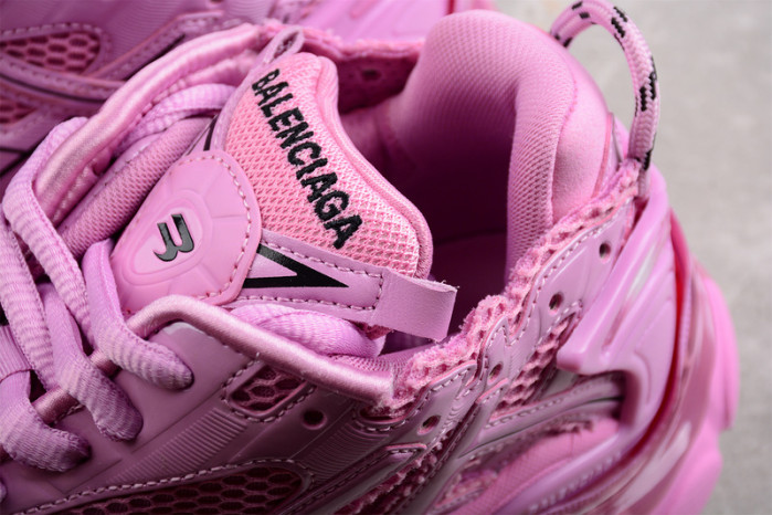 blcg runner sneaker in pink mesh and nylon vk582-022