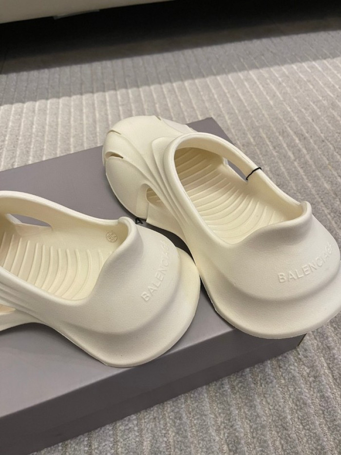 blcg mold closed rubber sandals bl56209