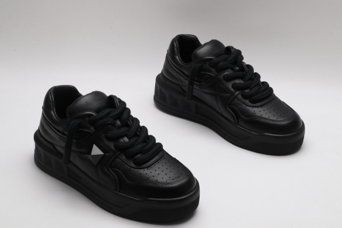 v*lentino sneakers va1085-235