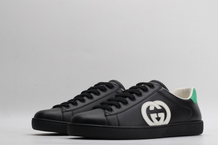 G*u*i low-top black ace interlocking g leather sneaker