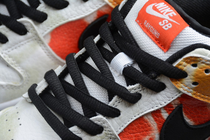 nike sb dunk low raygun tie-dye white bq6832-101