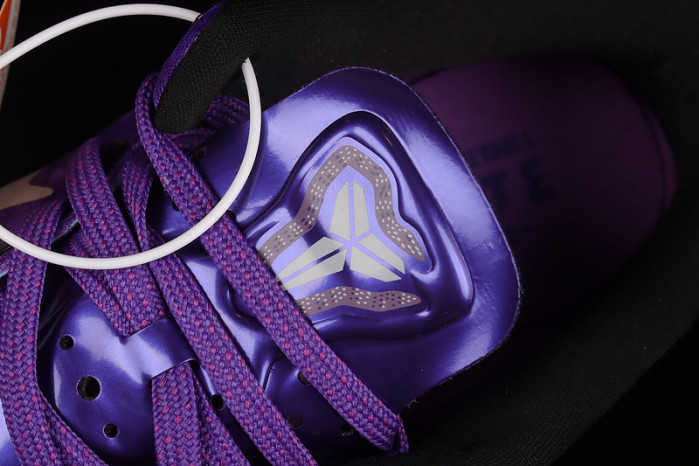 nike kobe 8 playoffs purple platinum - 555035-500
