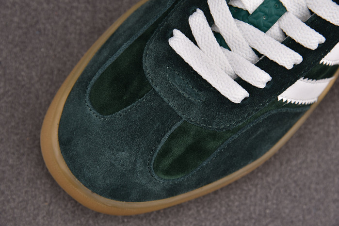 G*u*i low-top sneaker green678