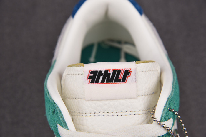 nike dunk low kasina neptune green cz6501-101