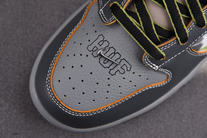 dunk low sb friends and family huf fd8775-002