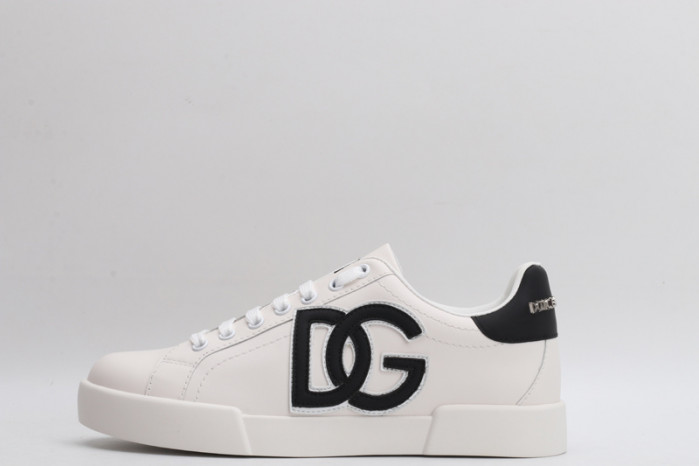 d.g. sneakers ef563-002 d.g. sneakers ef563-002