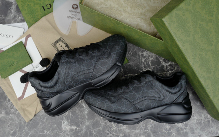 G*u*i trainer sneaker gu008