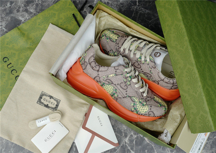 G*u*i trainer sneaker gu011