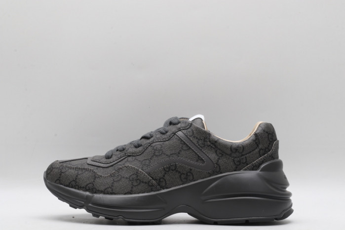 G*u*i trainer sneaker gu029